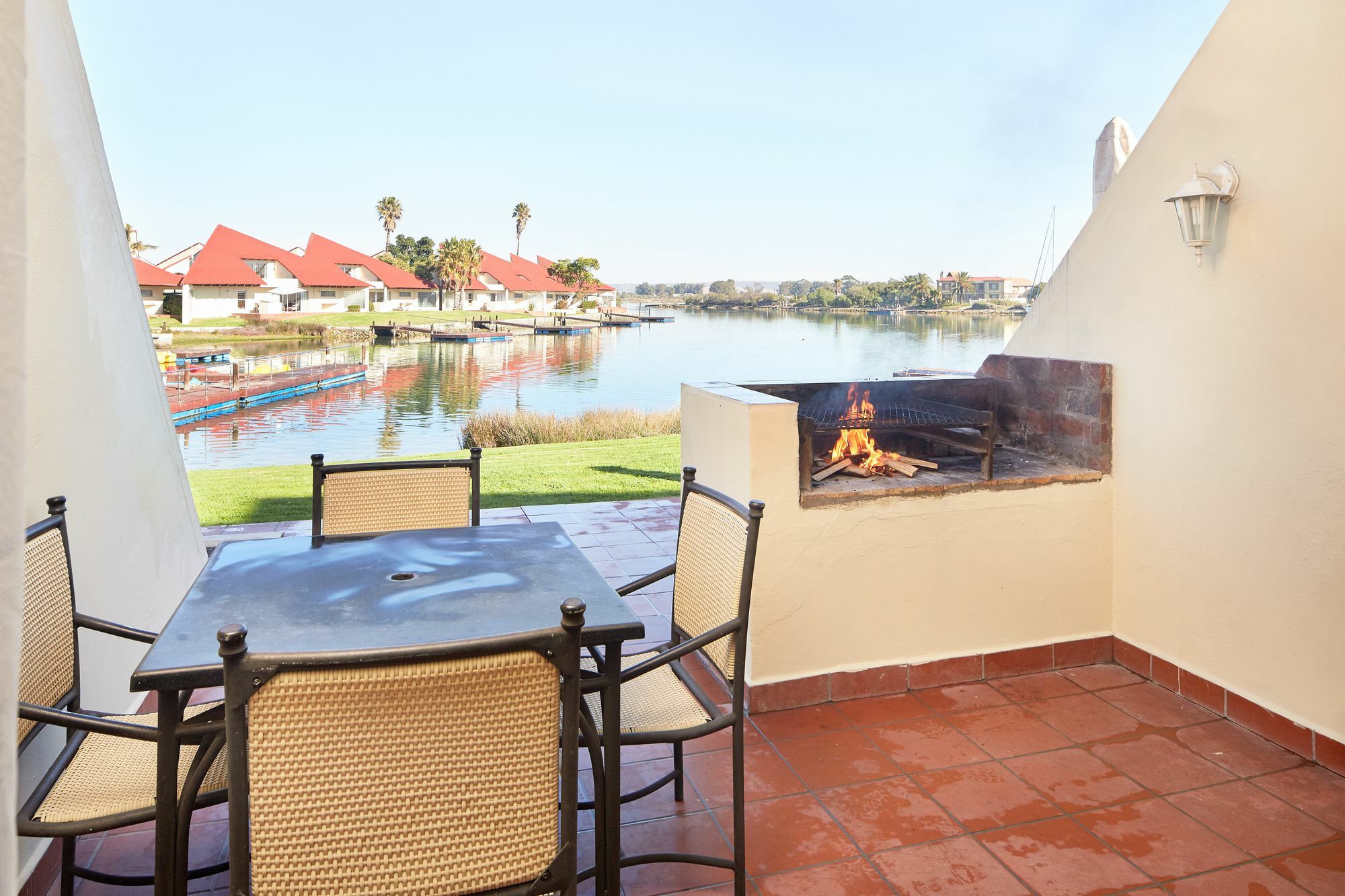 First Group Port Owen Marina Apartment Велдриф Екстериор снимка
