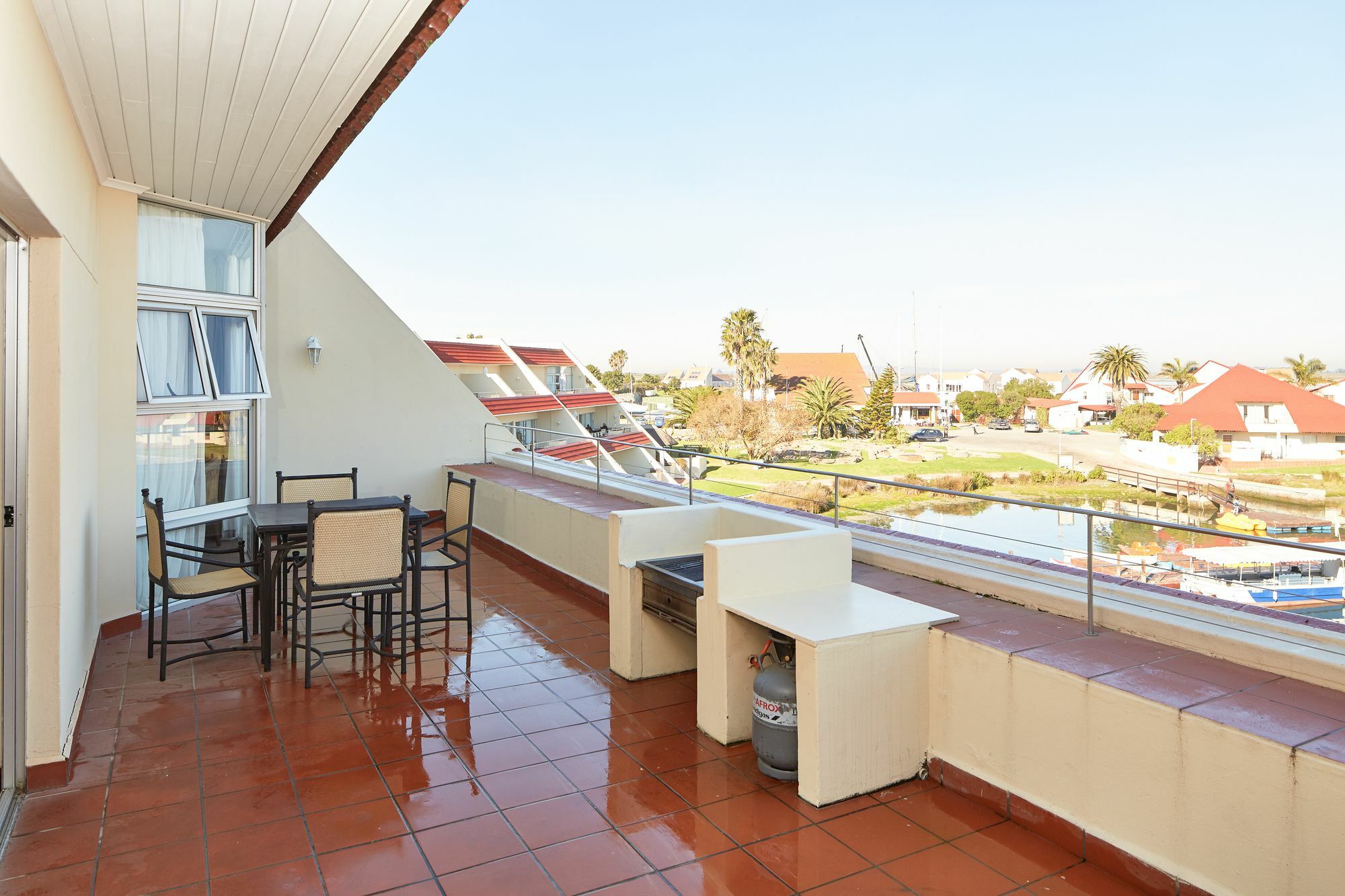 First Group Port Owen Marina Apartment Велдриф Екстериор снимка