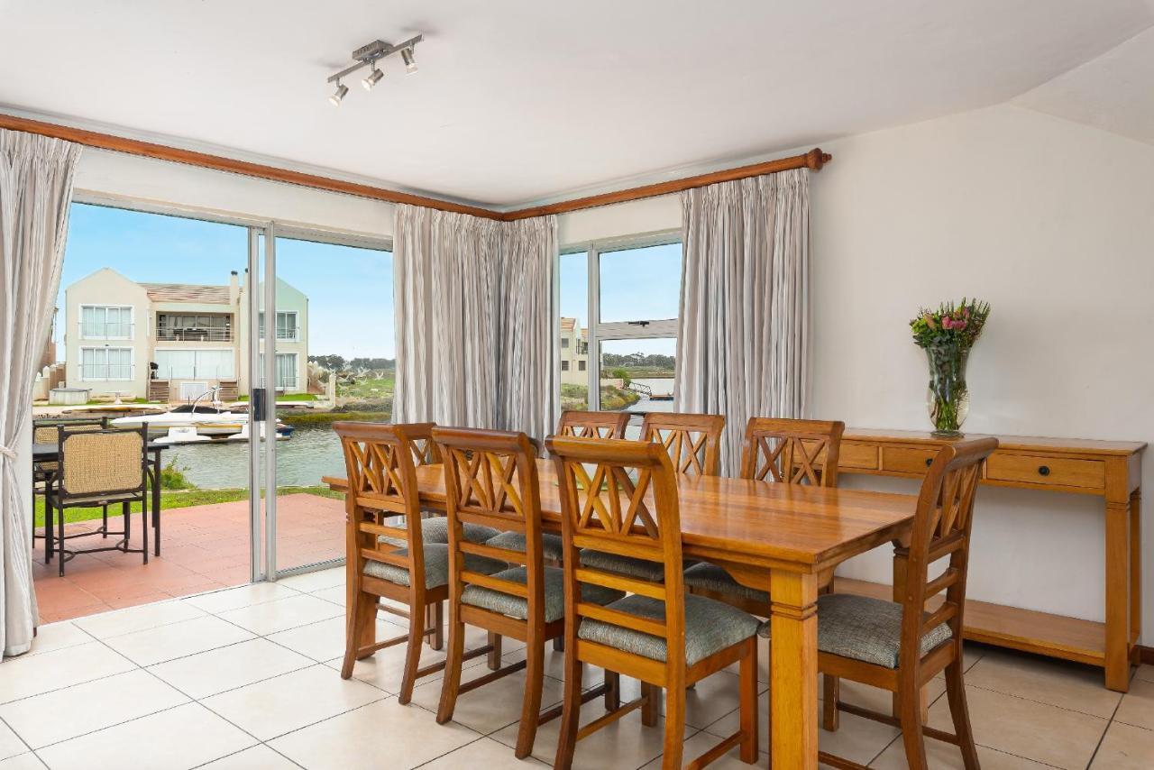 First Group Port Owen Marina Apartment Велдриф Екстериор снимка